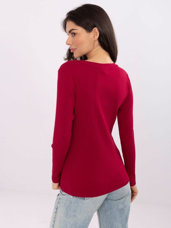 Blusa bordeaux con ricamo e scollo a V