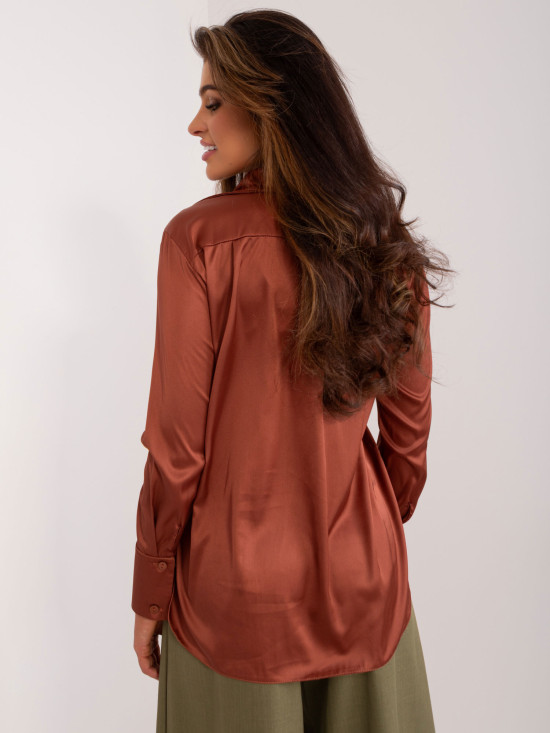 Elegante camicia marrone da donna a maniche lunghe