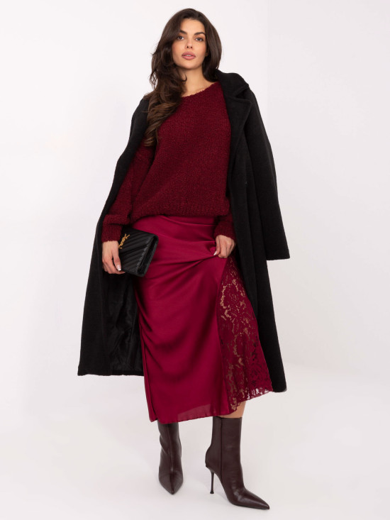 Elegantna crvena midi suknja s čipkom