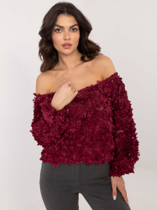 Elegante blusa bordeaux con spalle scoperte