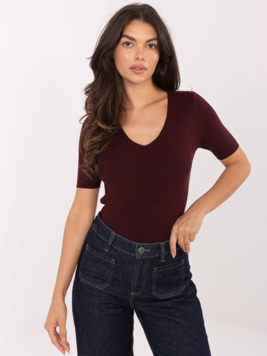 Maglione bordeaux a costine con maniche corte e scollo a V