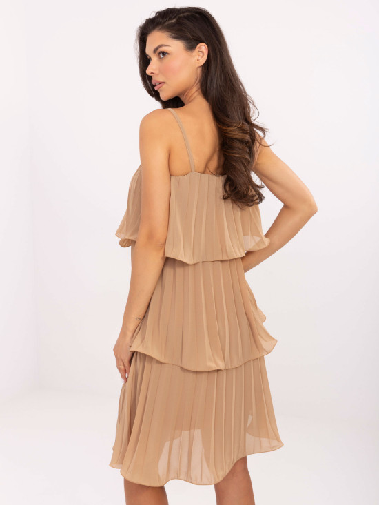 Elegantna koktel haljina u camel boji