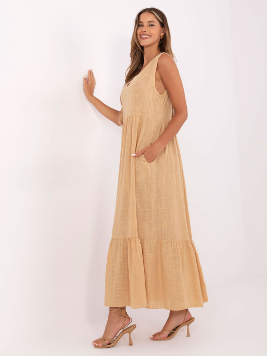 Maxi abito con scollatura a V in colore camel