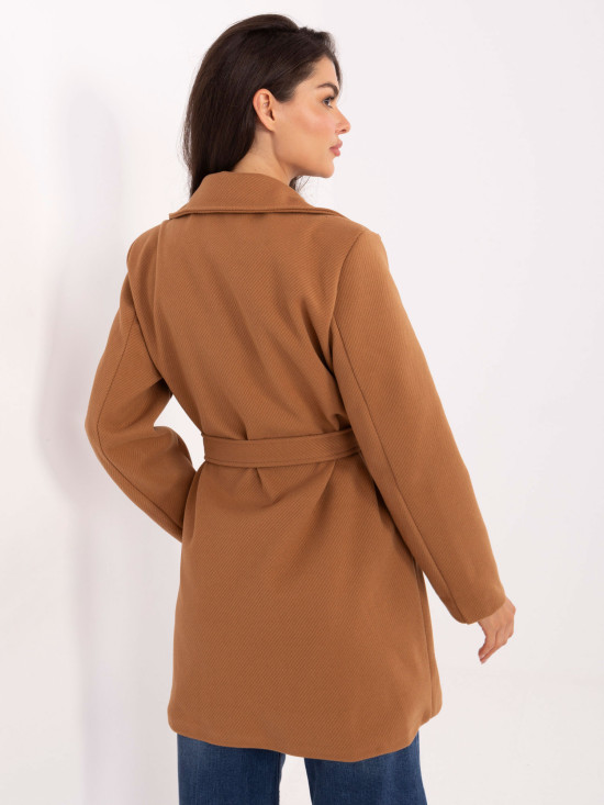 Elegantni prijelazni kaput u camel boji