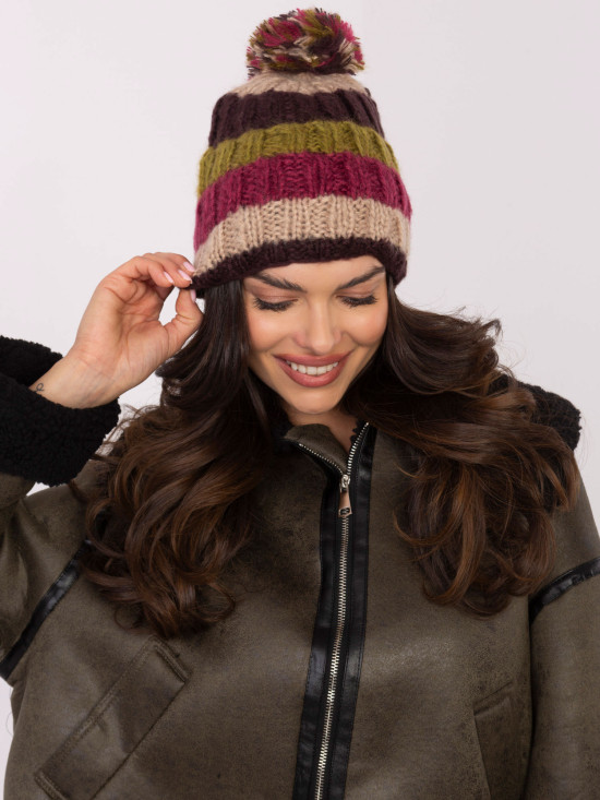 Cappello beige a righe con pompon