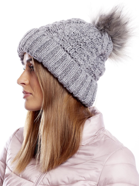 Cappello grigio scuro con motivo a treccia