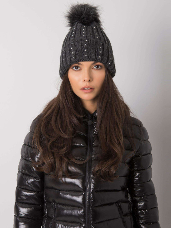 Cappello grigio scuro imbottito con applicazioni
