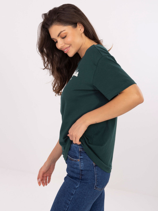 T-shirt elegante verde scuro con stampa