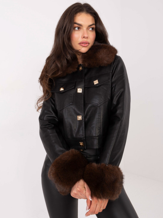 Kratka crna jakna od eko kože s podstavom