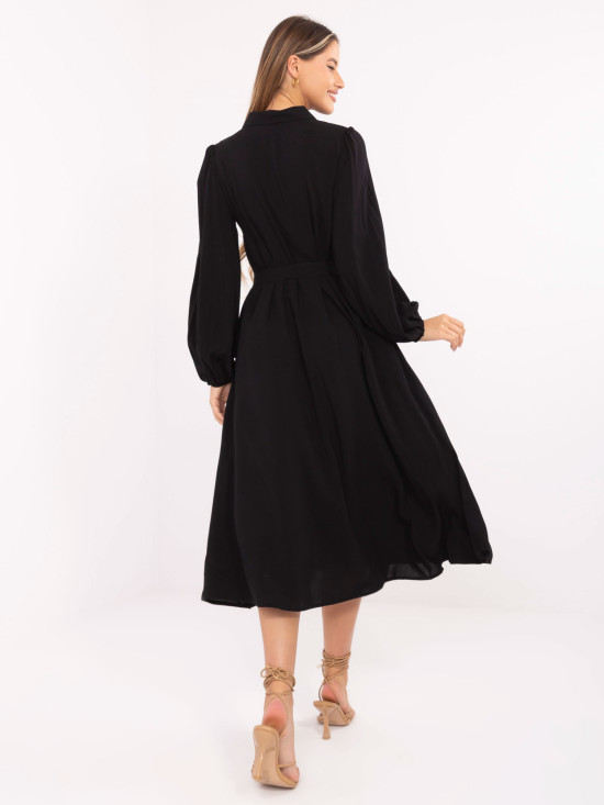 Elegantna crna midi haljina s dugim rukavima