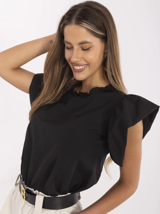 Elegante blusa nera con volant