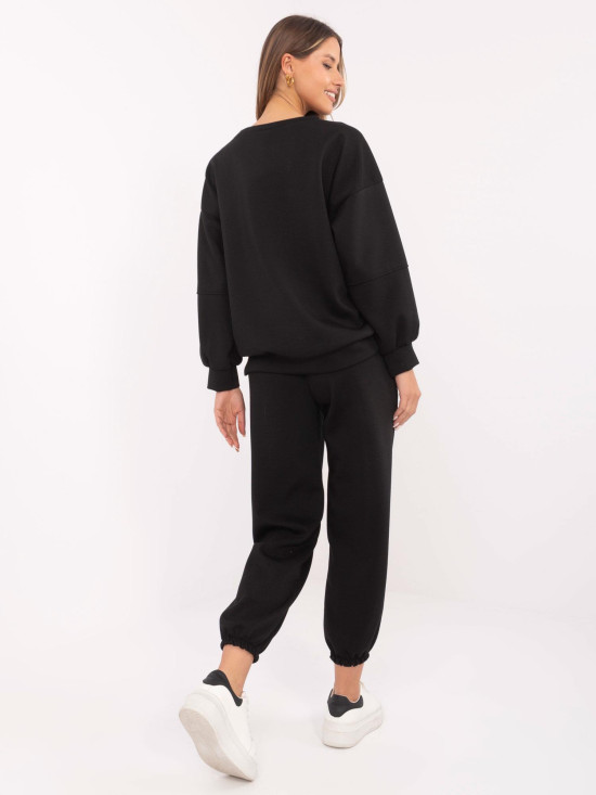 Stilski crni komplet