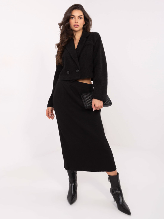Cappotto corto elegante nero con fodera