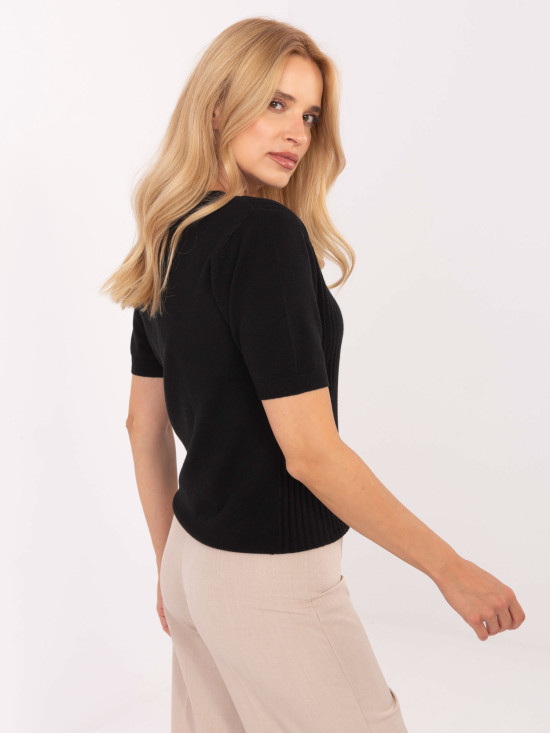 Elegantna crna majica s kratkim rukavima