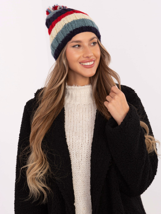 Cappello invernale a righe con pompon