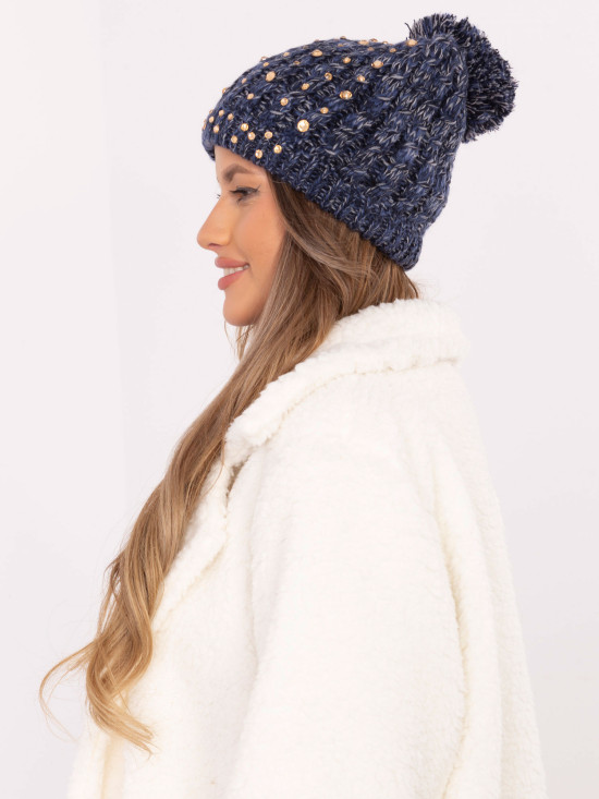 Cappello blu elegante con applicazione