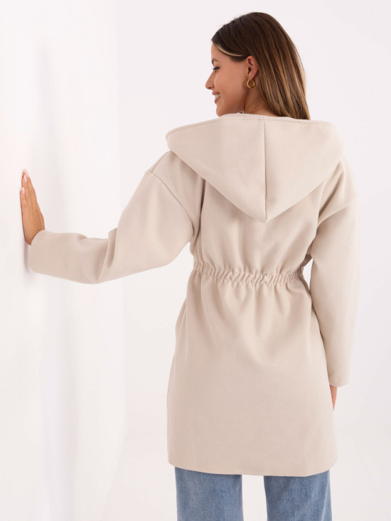Cappotto beige chiaro da mezza stagione con cappuccio e cintura