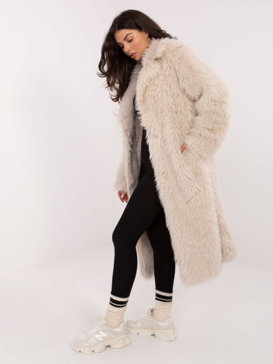 Elegante cappotto beige da donna con fodera