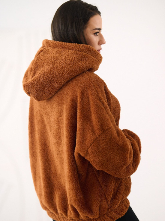 Felpa beige con cappuccio e tasca