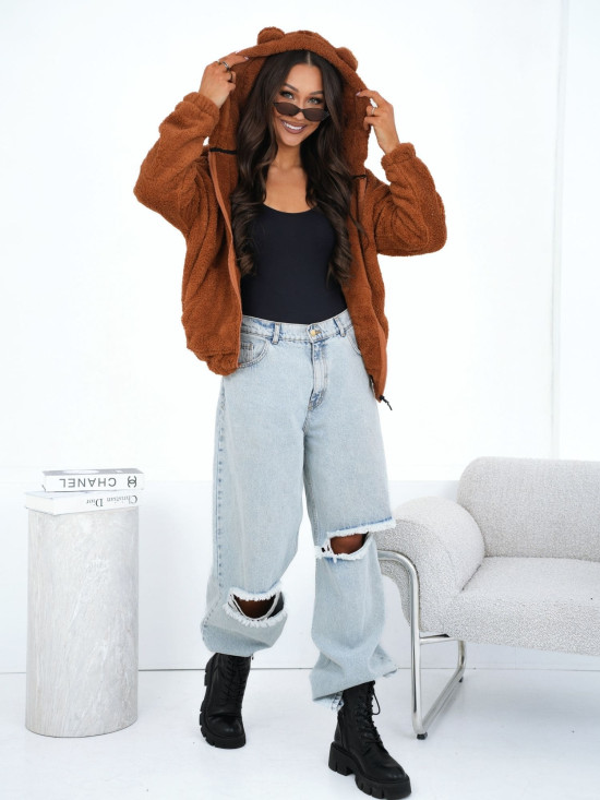 Bež dukserica s kapuljačom i patentnim zatvaračem