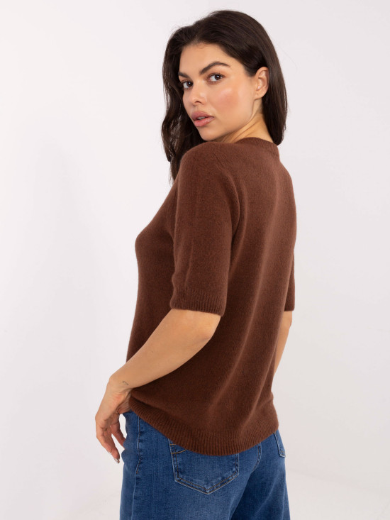 Bež pleteni pulover s kratkim rukavima