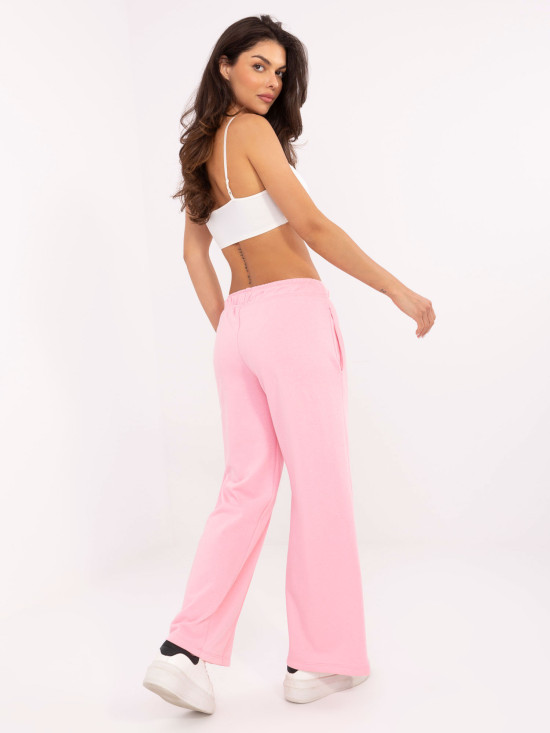 Pantaloni sportivi eleganti in rosa chiaro