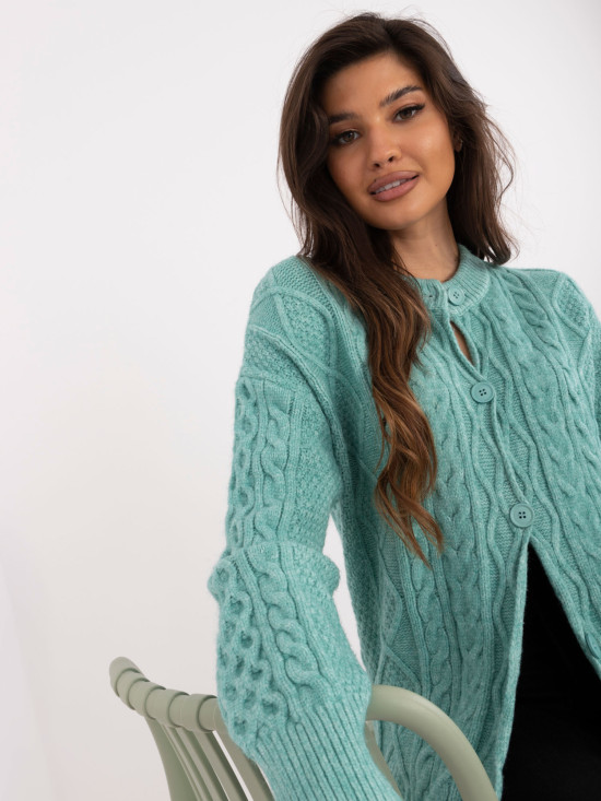 Cardigan lungo verde menta con bottoni e texture