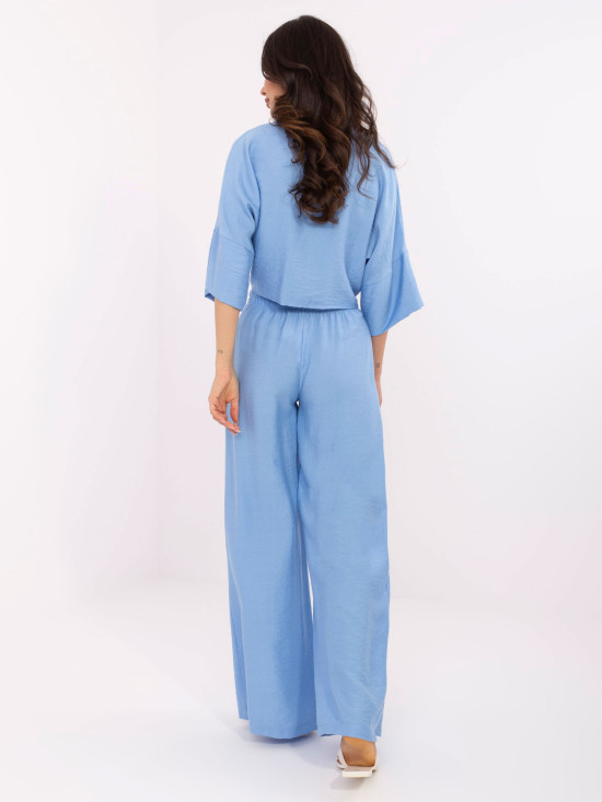 Completo elegante blu
