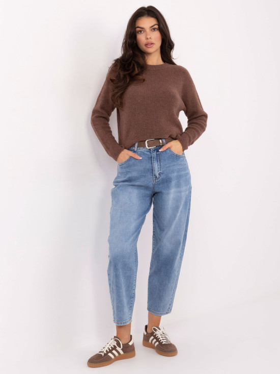 Jeans carrot blu a vita alta con cintura