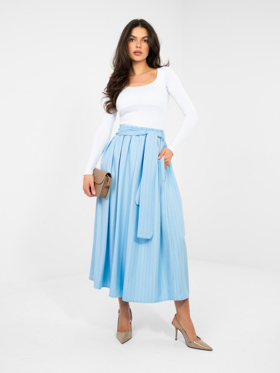 Gonna midi elegante azzurra a righe con cintura