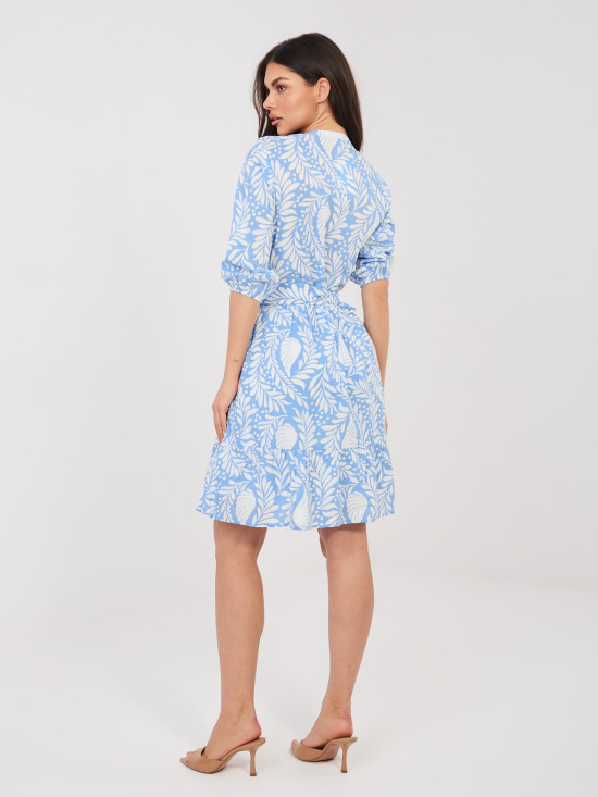 Abito azzurro stampato con cintura