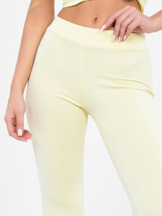 Žute široke sportske hlače s visokim strukom