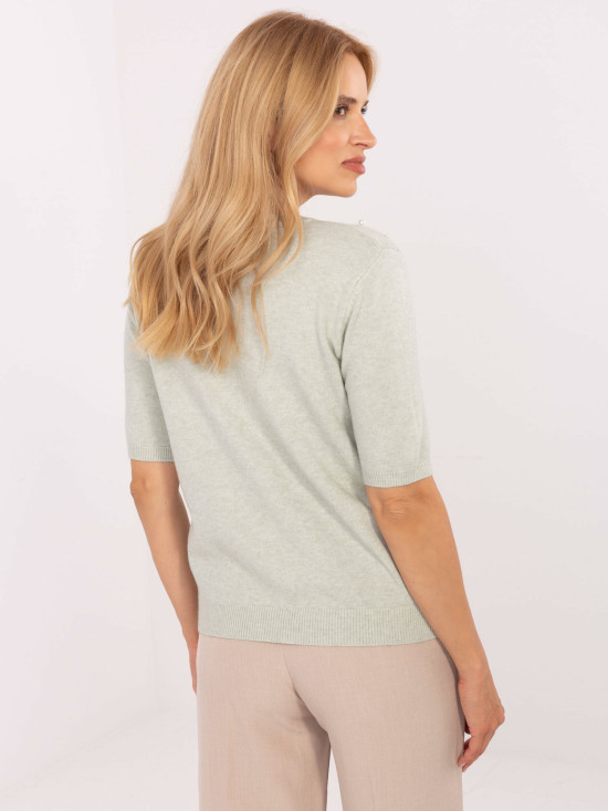 Elegante maglione color pistacchio
