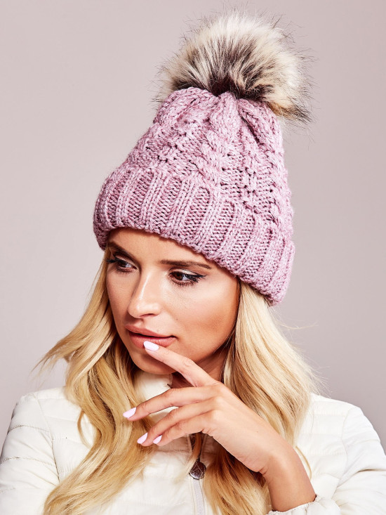Cappello rosa con motivo a treccia