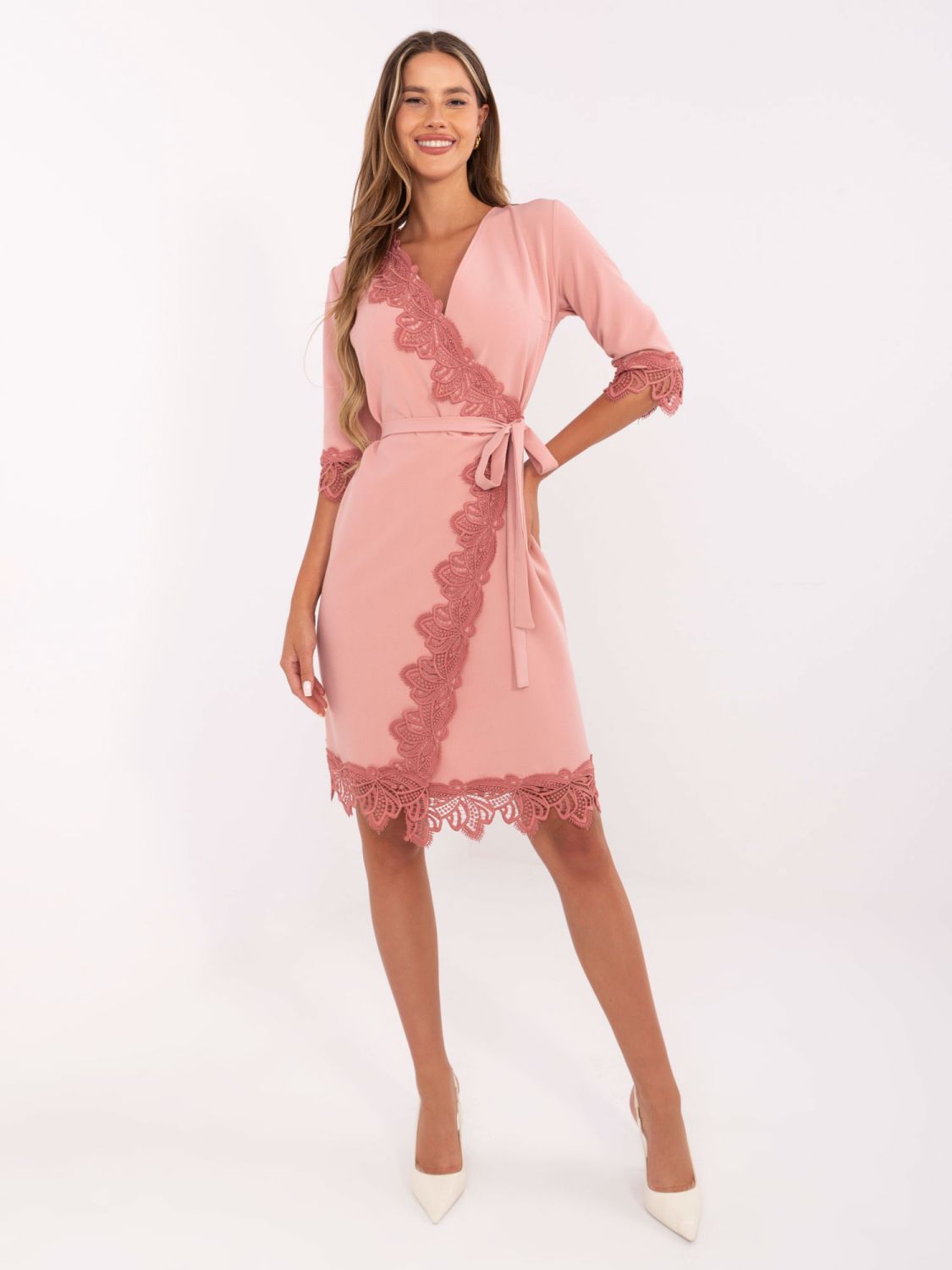 Abito cocktail rosa con maniche 3/4