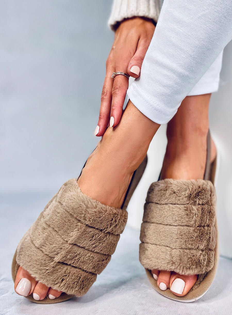 Ciabatte da donna beige con elastico