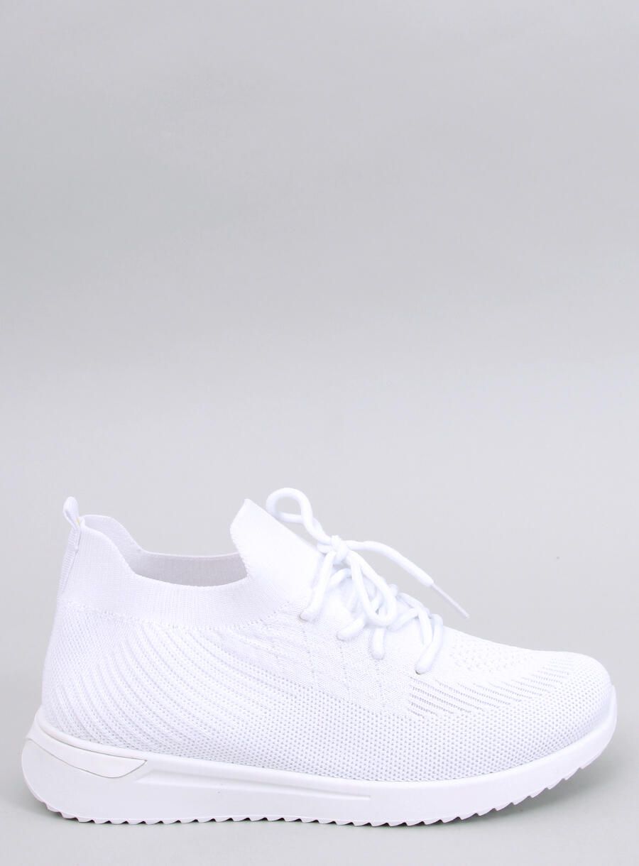 Sneakers bianche da donna realizzate in tessuto elastico