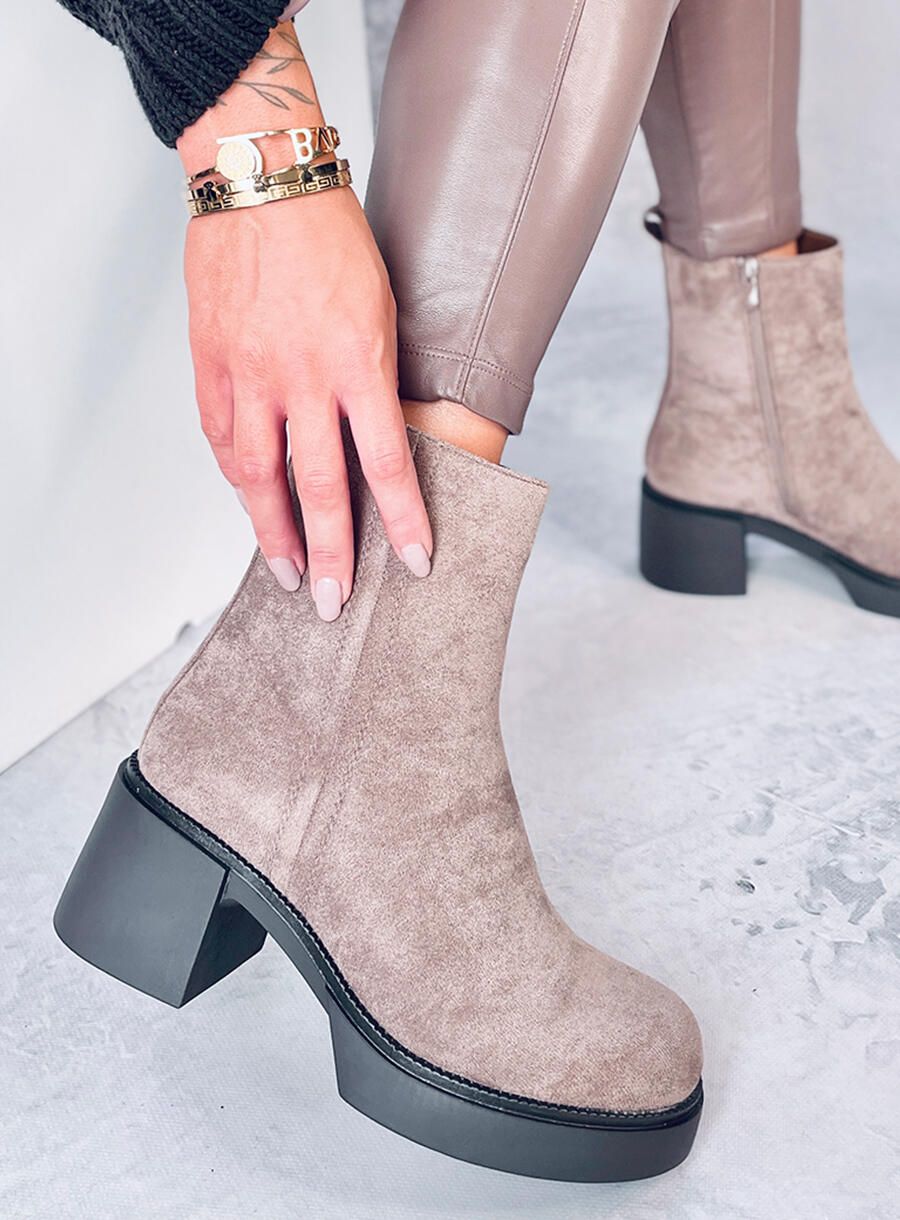 Smeđe gležnjače na stabilnu petu