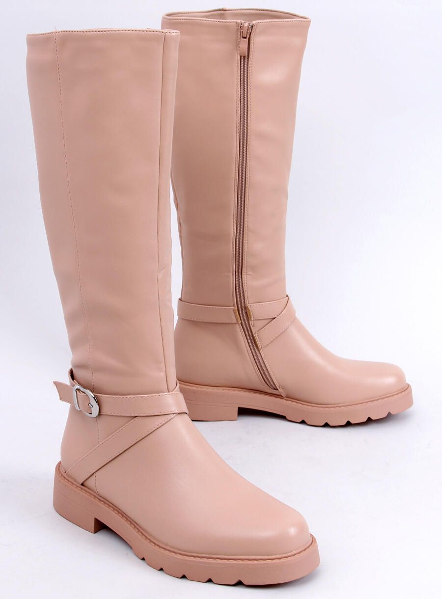 Stivali beige su tacco piatto