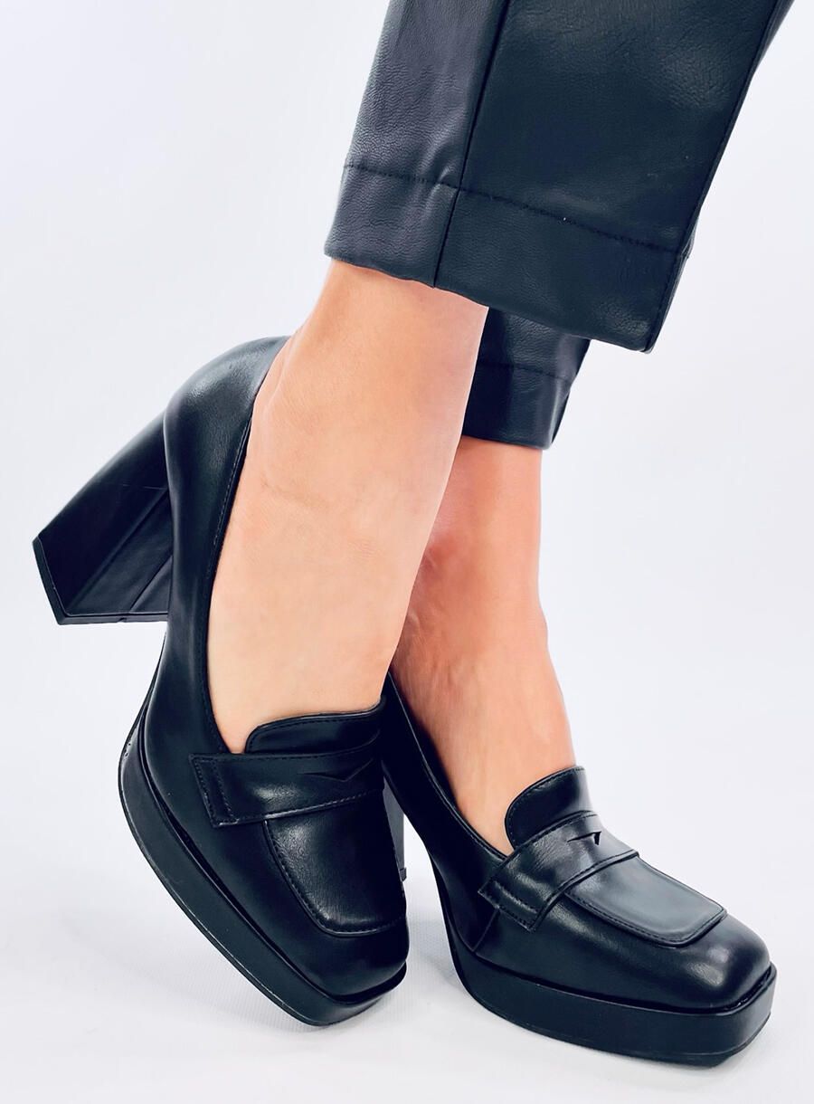 Décolleté eleganti con tacco nere