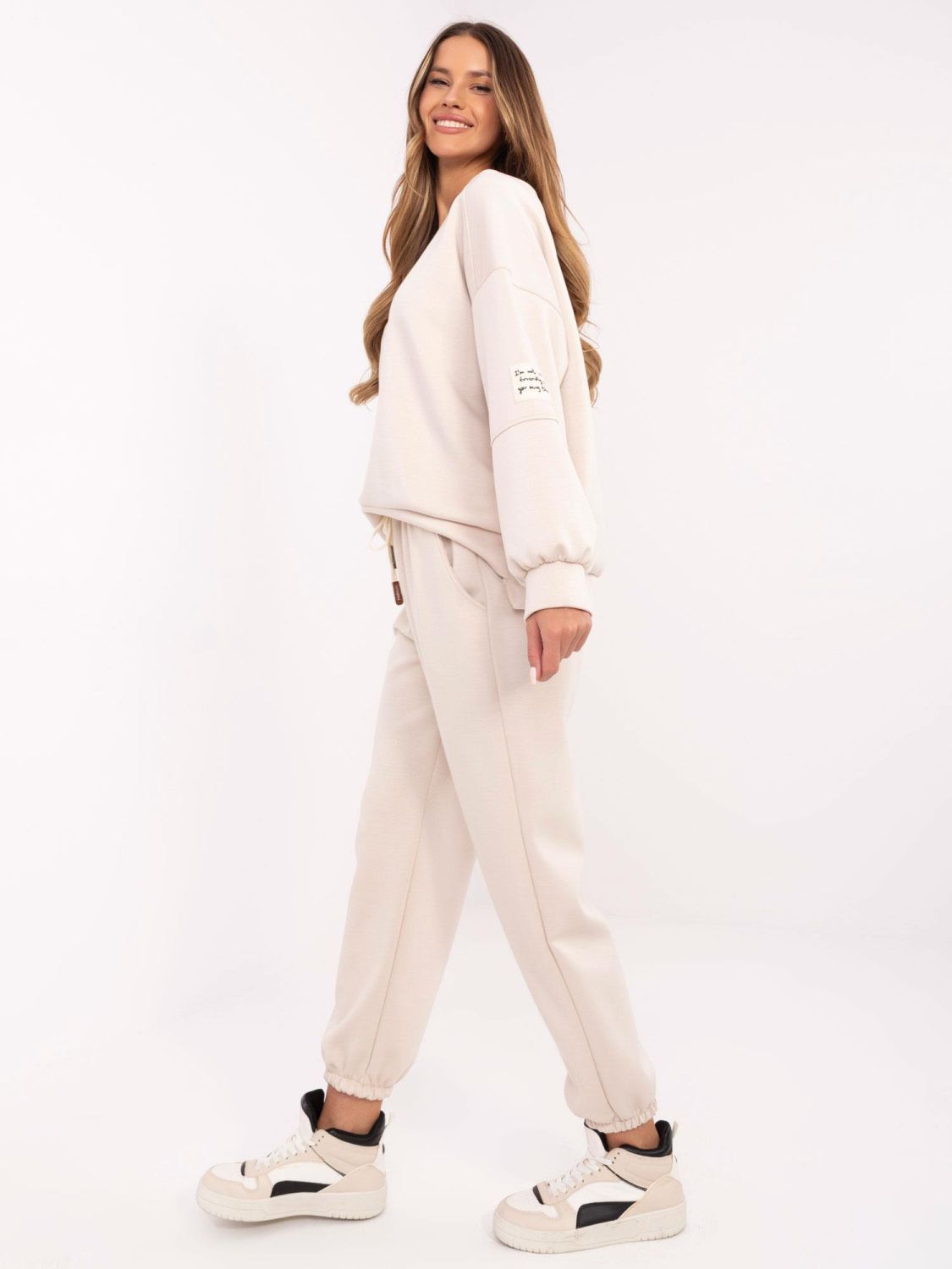 Bež komplet s dugim rukavima