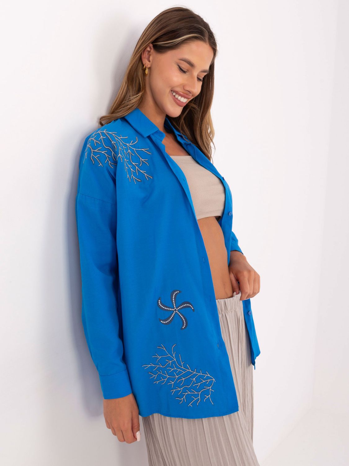 Camicia oversize blu scuro con ricamo