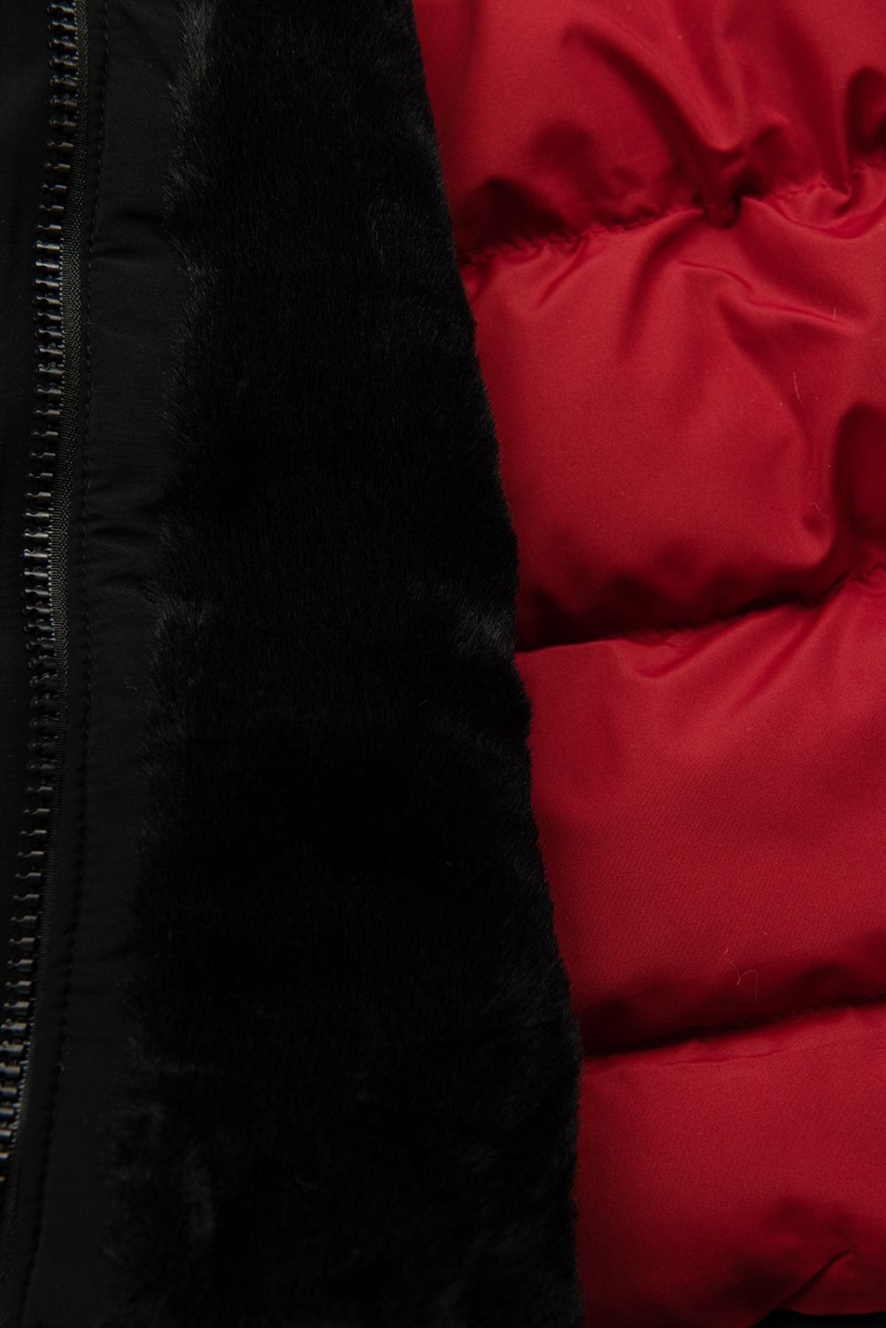 Parka invernale classico nero/rosso