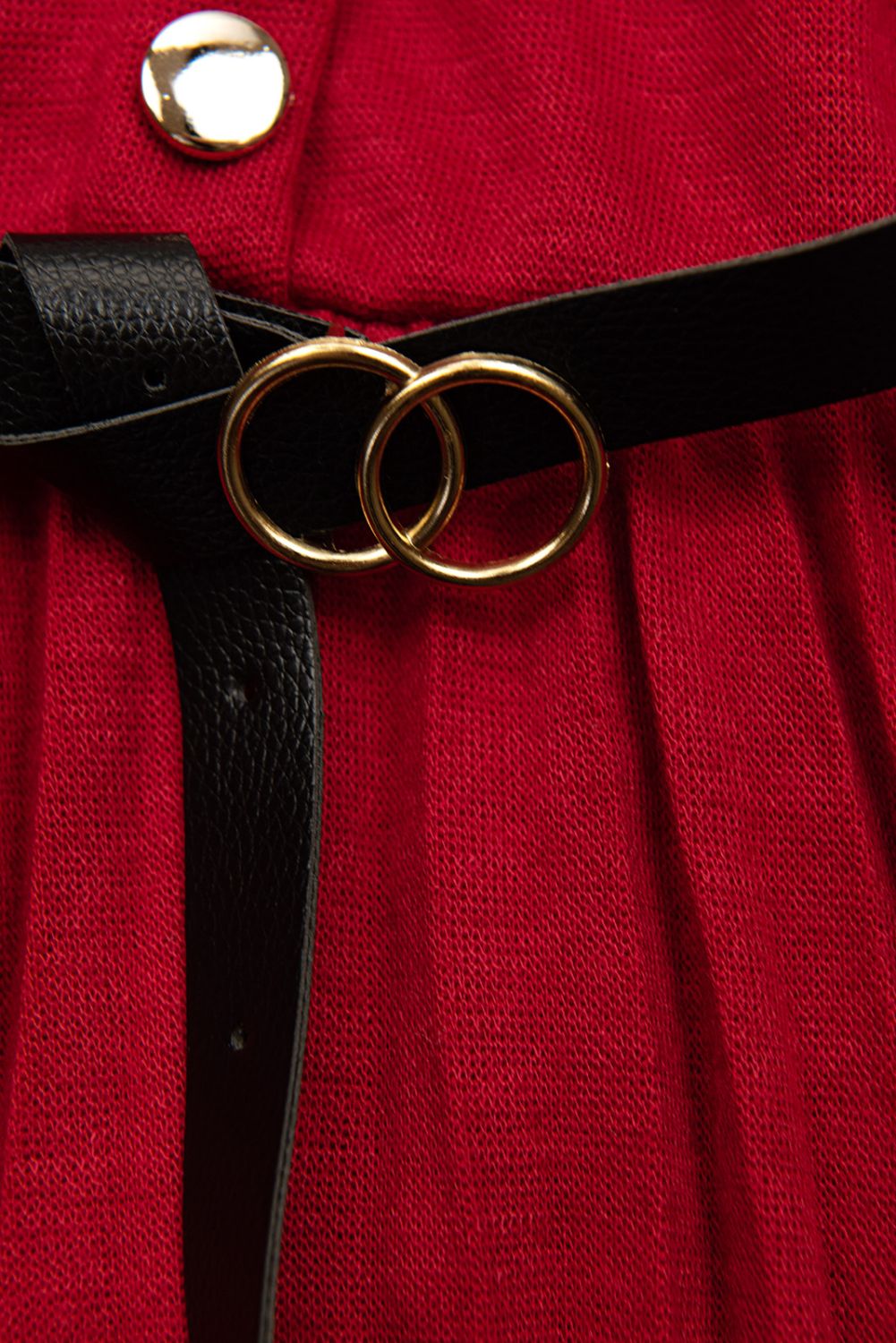 Abito da ragazza rosso con cintura