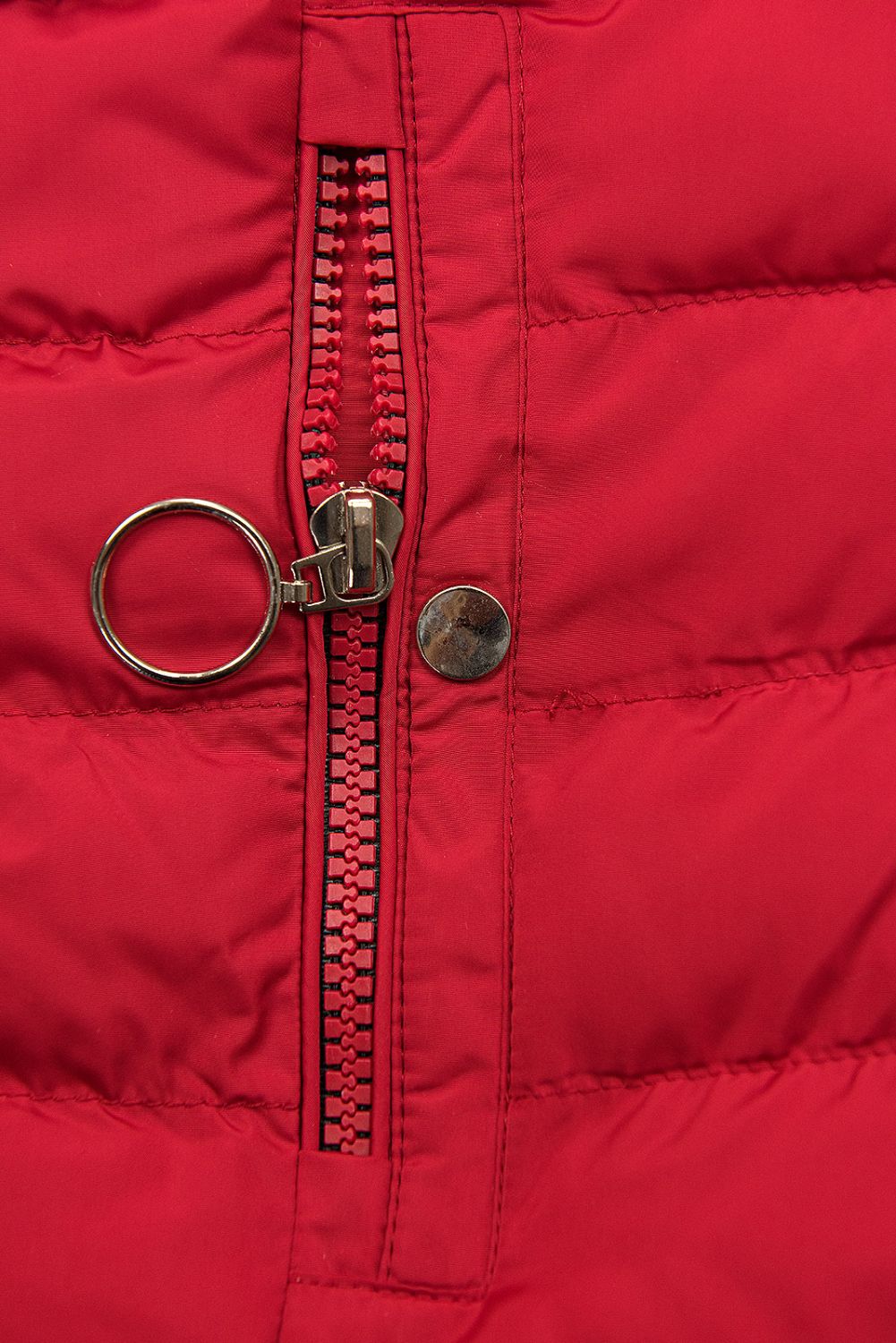 Giacca rossa trapuntata con fodera in peluche