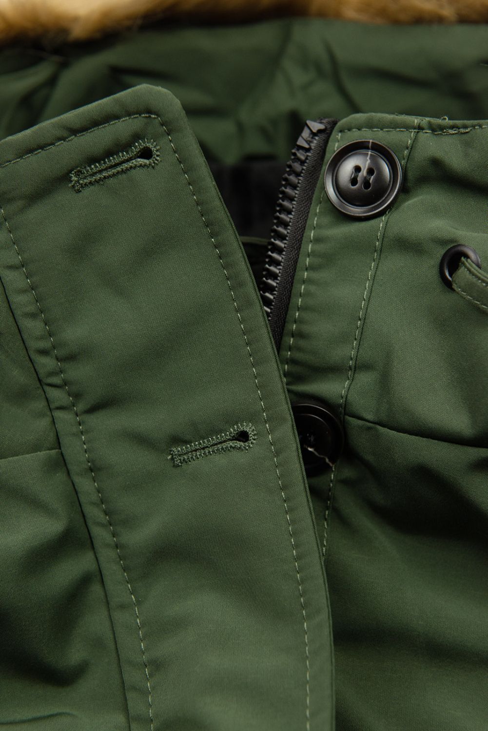 Parka verde army con ecopelliccia staccabile