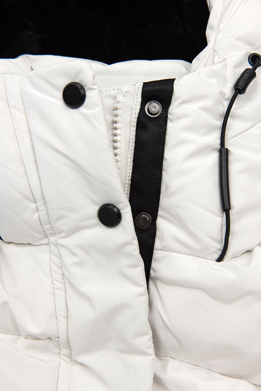 Giacca invernale lunga extra calda di colore bianco