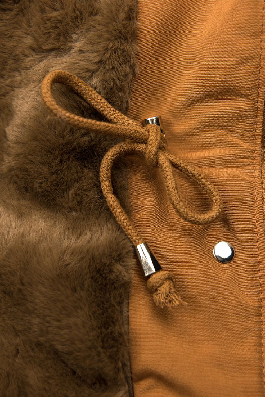 Parka invernale marrone cannella con ecopelliccia