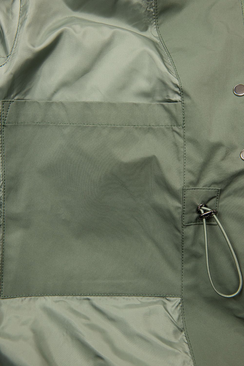 Cappotto di transizione verde