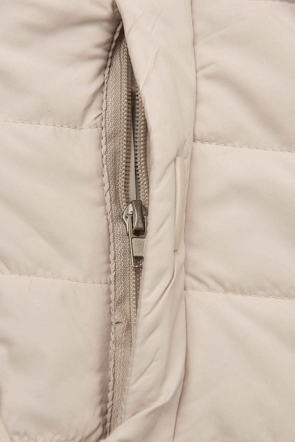 Giacca di transizione dal taglio allungato beige